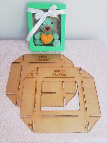 Gabarito para caixa de papel 24x18x7cm